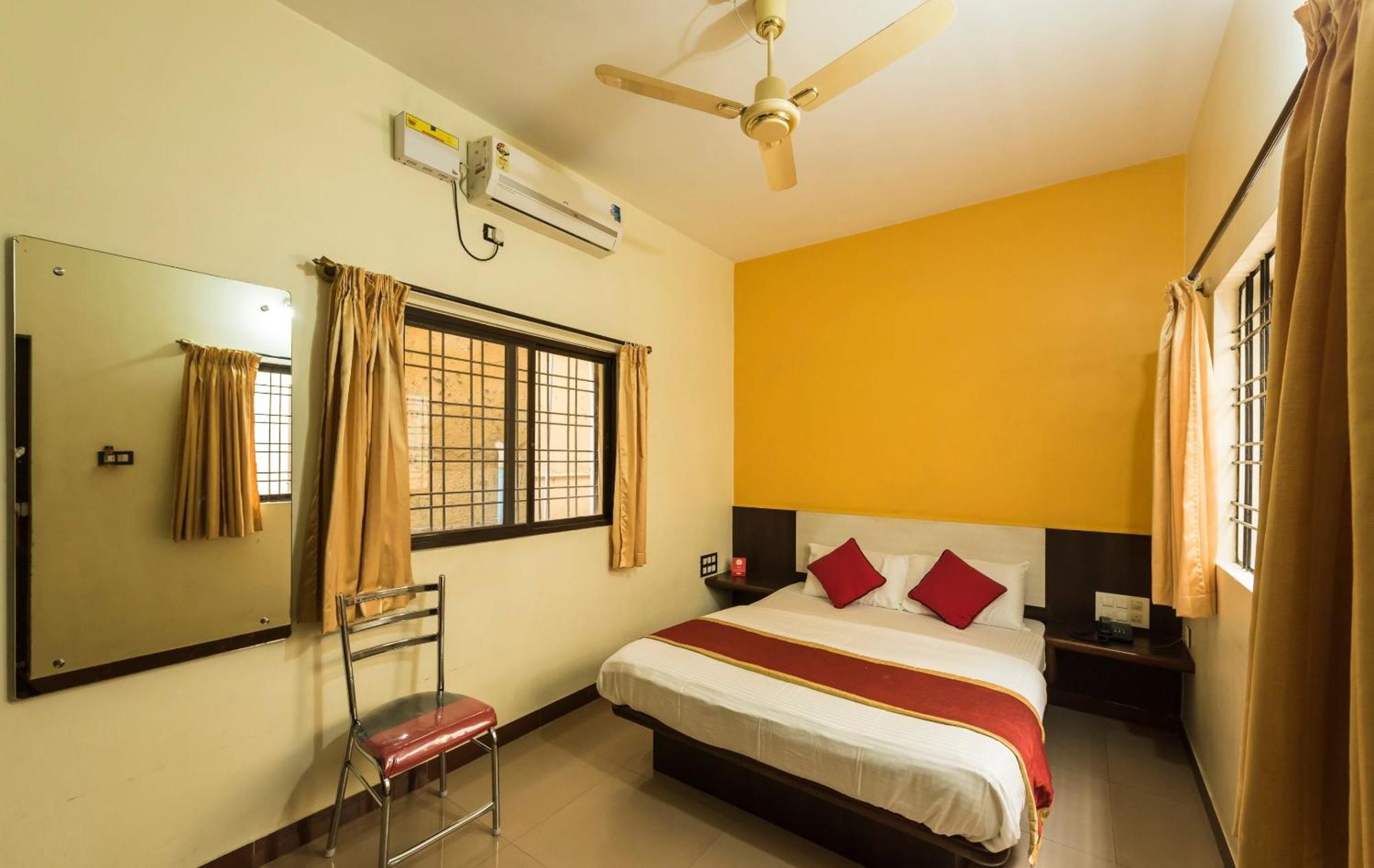Hotel O Sri Venkatesha Residency Chikmagalūr Exteriör bild